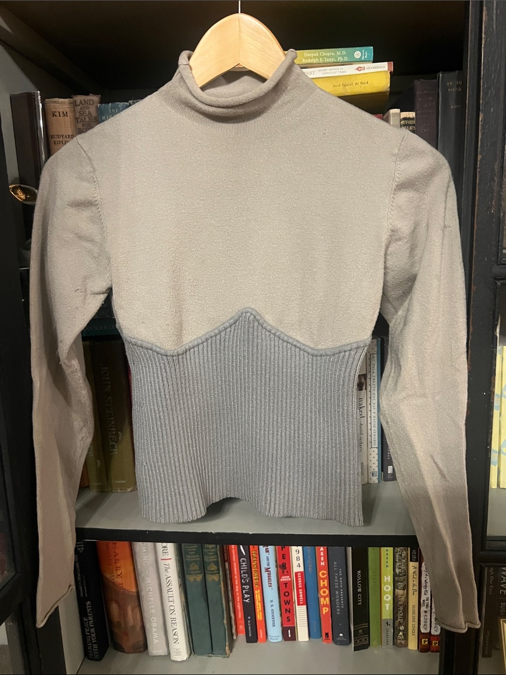 Women’s Two-Tone Mock Neck Sweater - Grey/Green